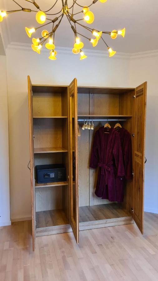 Bunter Hirsch Ferienwohnung Im Garmischer Zentrum Εξωτερικό φωτογραφία