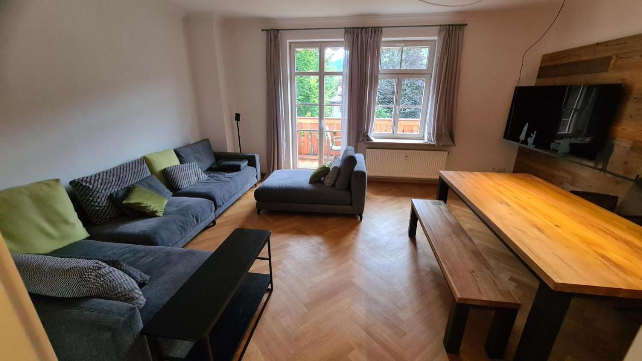 Bunter Hirsch Ferienwohnung Im Garmischer Zentrum Εξωτερικό φωτογραφία